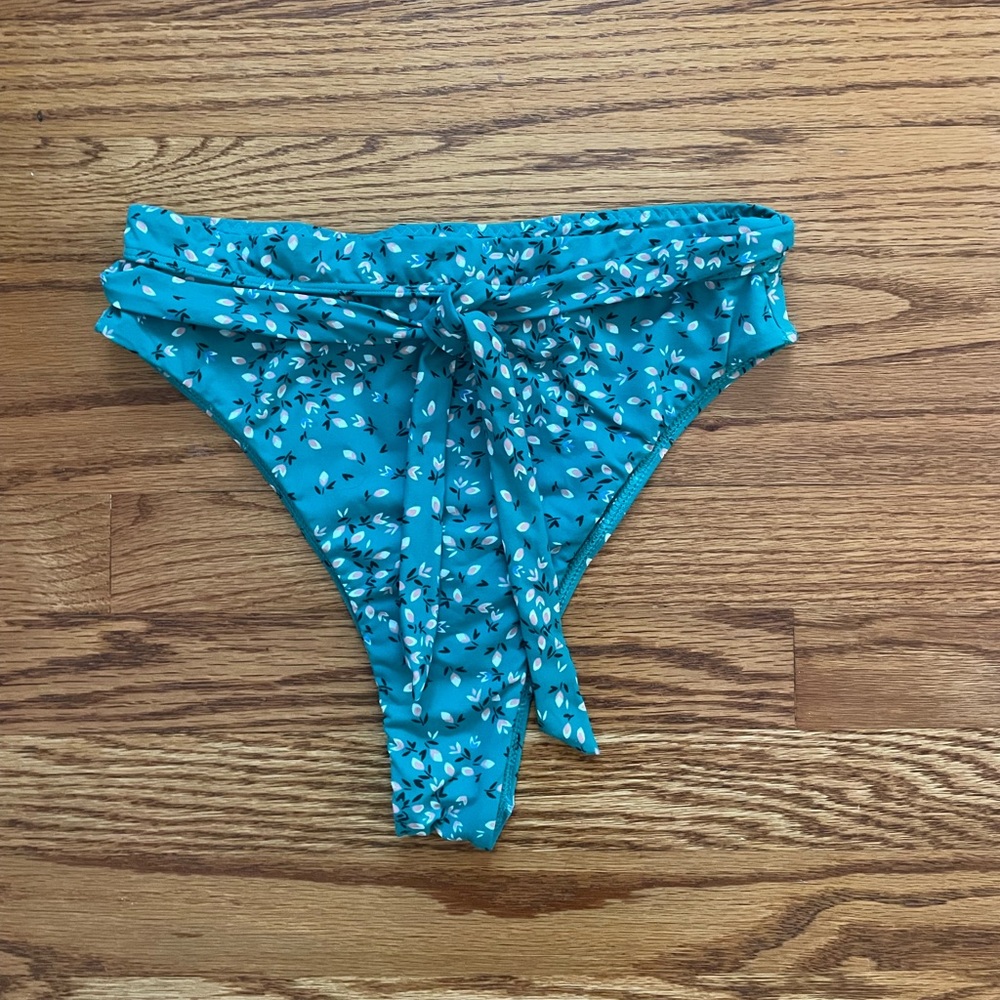 Billabong bikini bottoms
